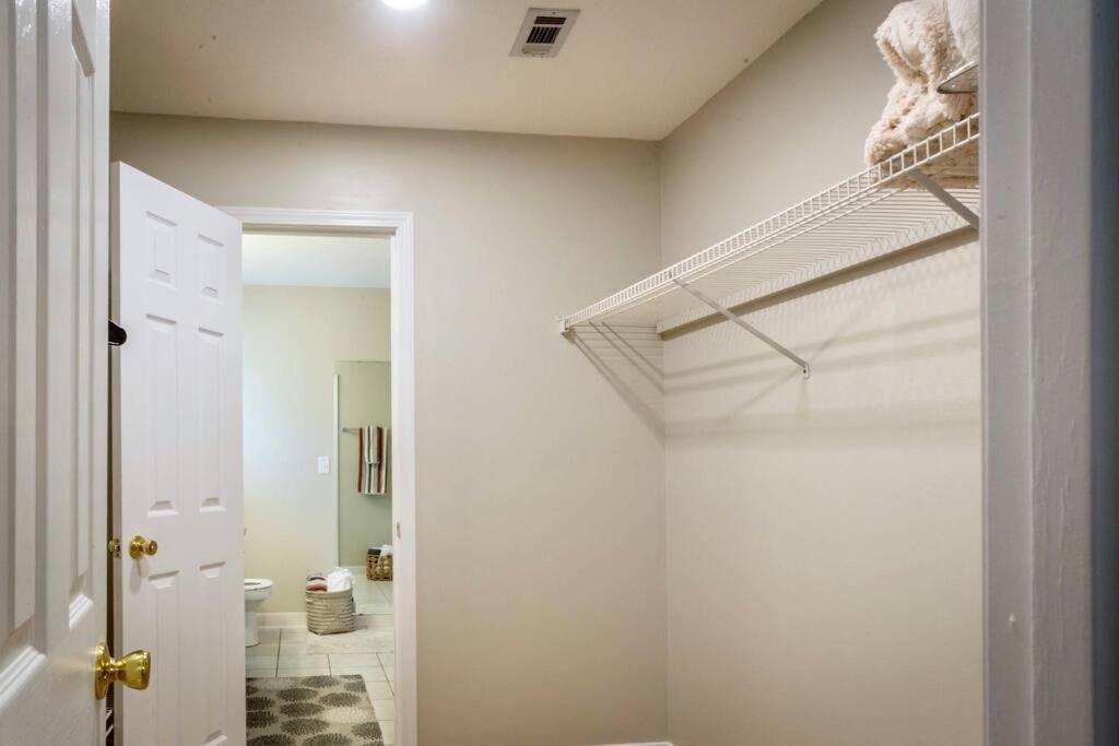 Life'S A Breeze - Updated 3Br 5Min To Pcola Beach กัลฟ์บรีซ ภายนอก รูปภาพ