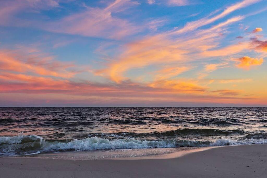 Life'S A Breeze - Updated 3Br 5Min To Pcola Beach กัลฟ์บรีซ ภายนอก รูปภาพ
